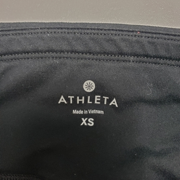 Athleta cropped flower leggings size XS - Picture 6 of 12